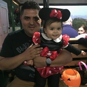 Meet your Posher, Carlos